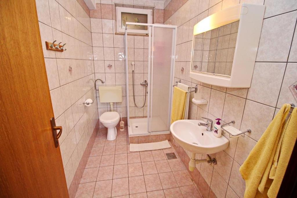 Apartments Veselka, Лумбарда Екстериор снимка