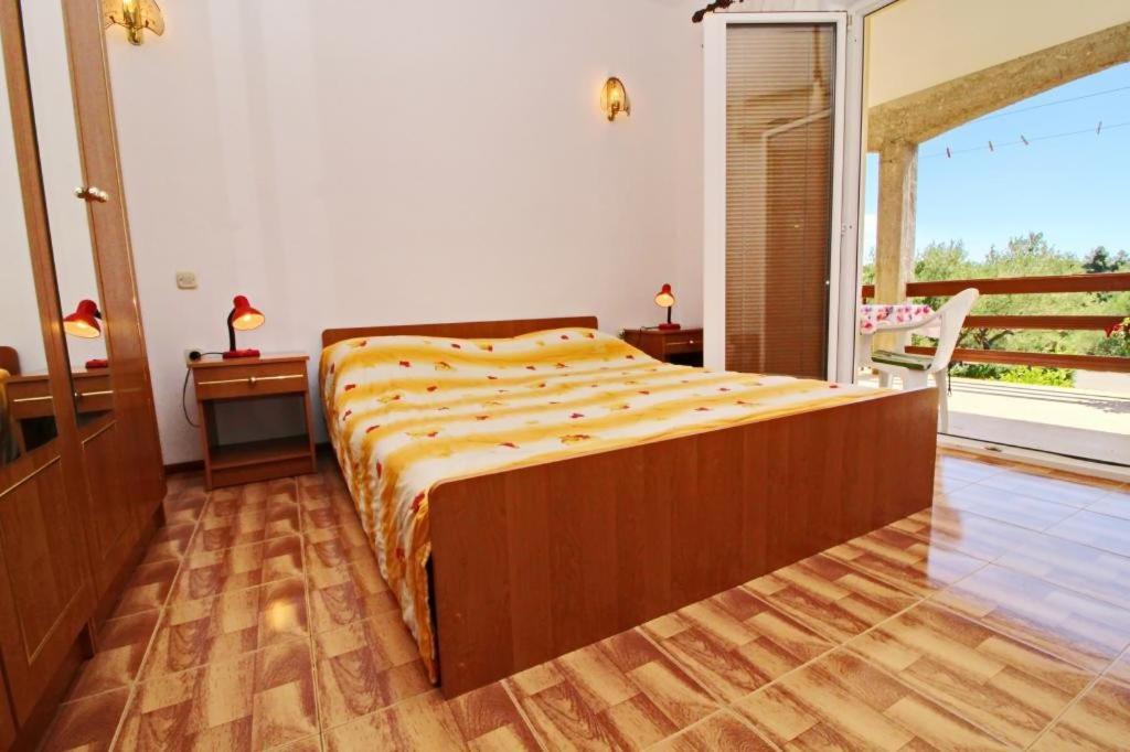 Apartments Veselka, Лумбарда Екстериор снимка
