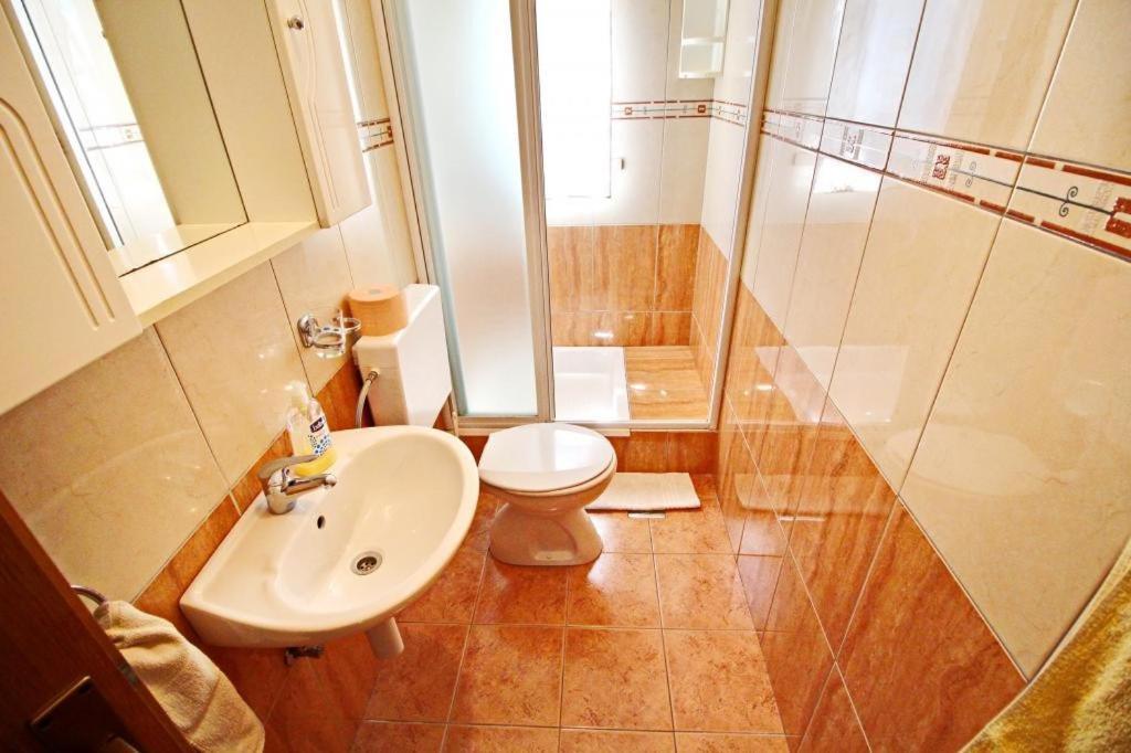 Apartments Veselka, Лумбарда Екстериор снимка