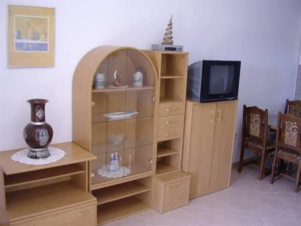 Apartments Veselka, Лумбарда Екстериор снимка