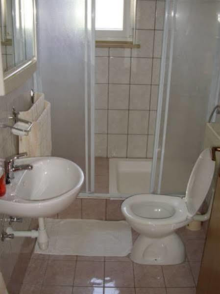 Apartments Veselka, Лумбарда Екстериор снимка